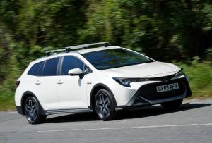 Toyota Corolla Trek Hybrid 2020 года